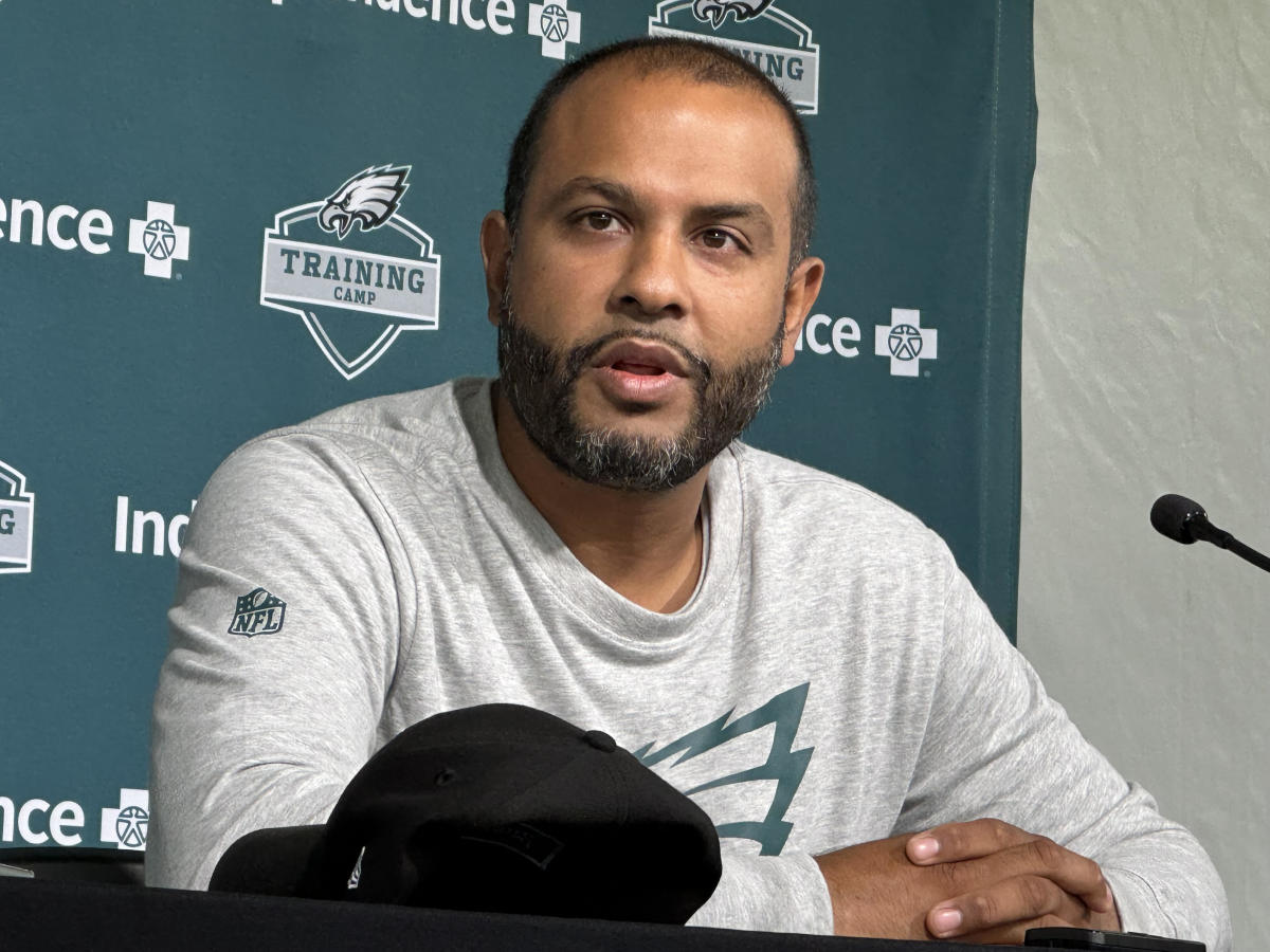 Eagles DC Sean Desai